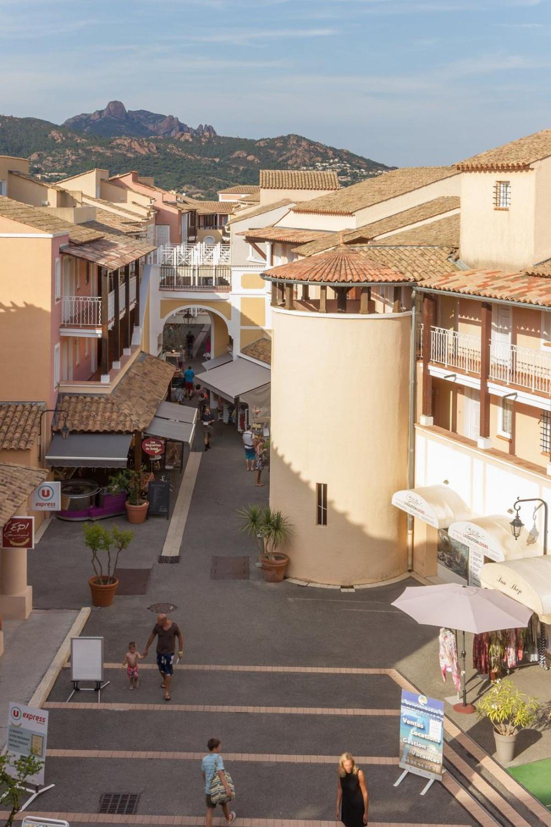 Village Cap Esterel, Piscine, Plage Saint-Raphaël Dış mekan fotoğraf