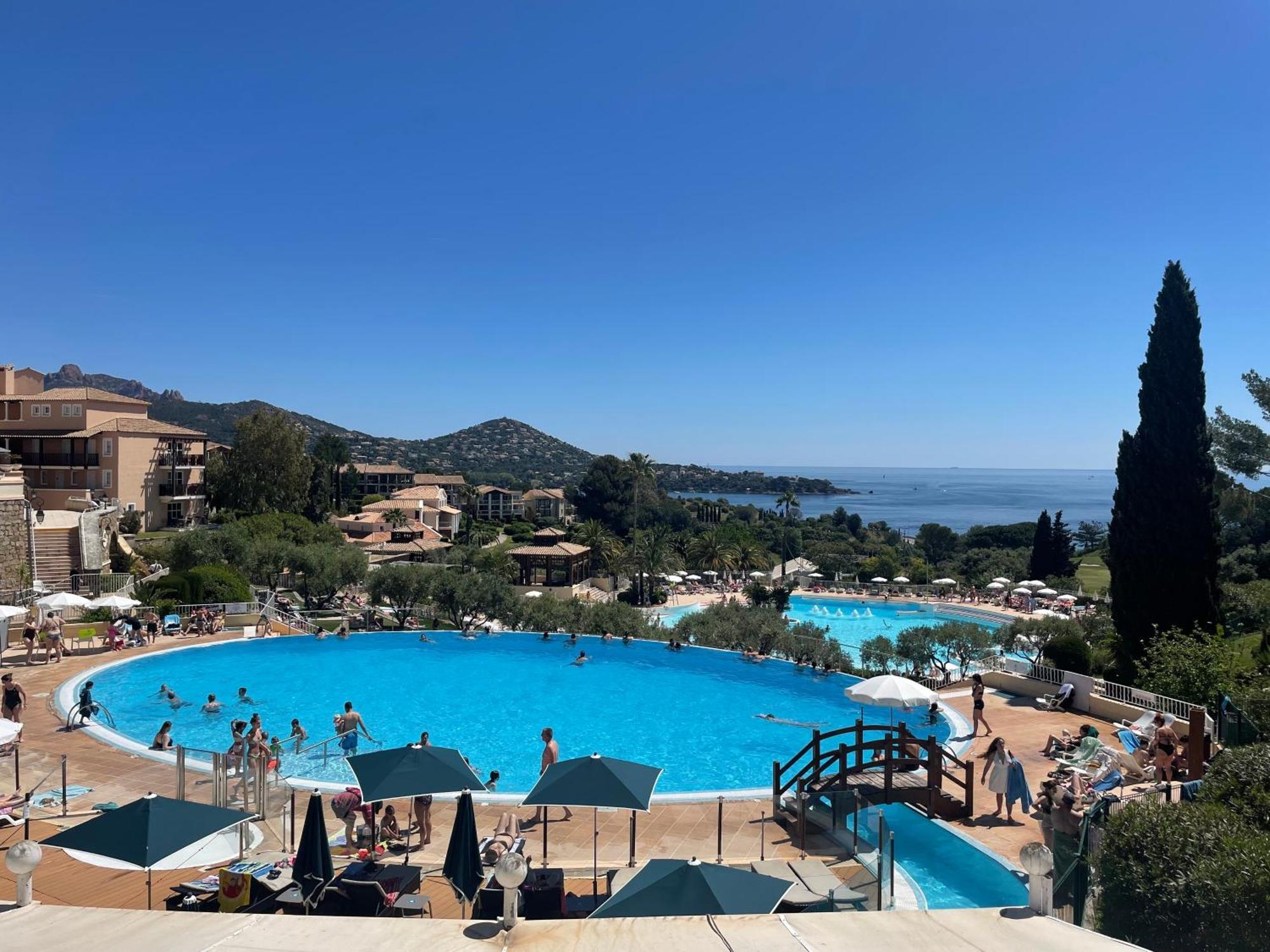 Village Cap Esterel, Piscine, Plage Saint-Raphaël Dış mekan fotoğraf