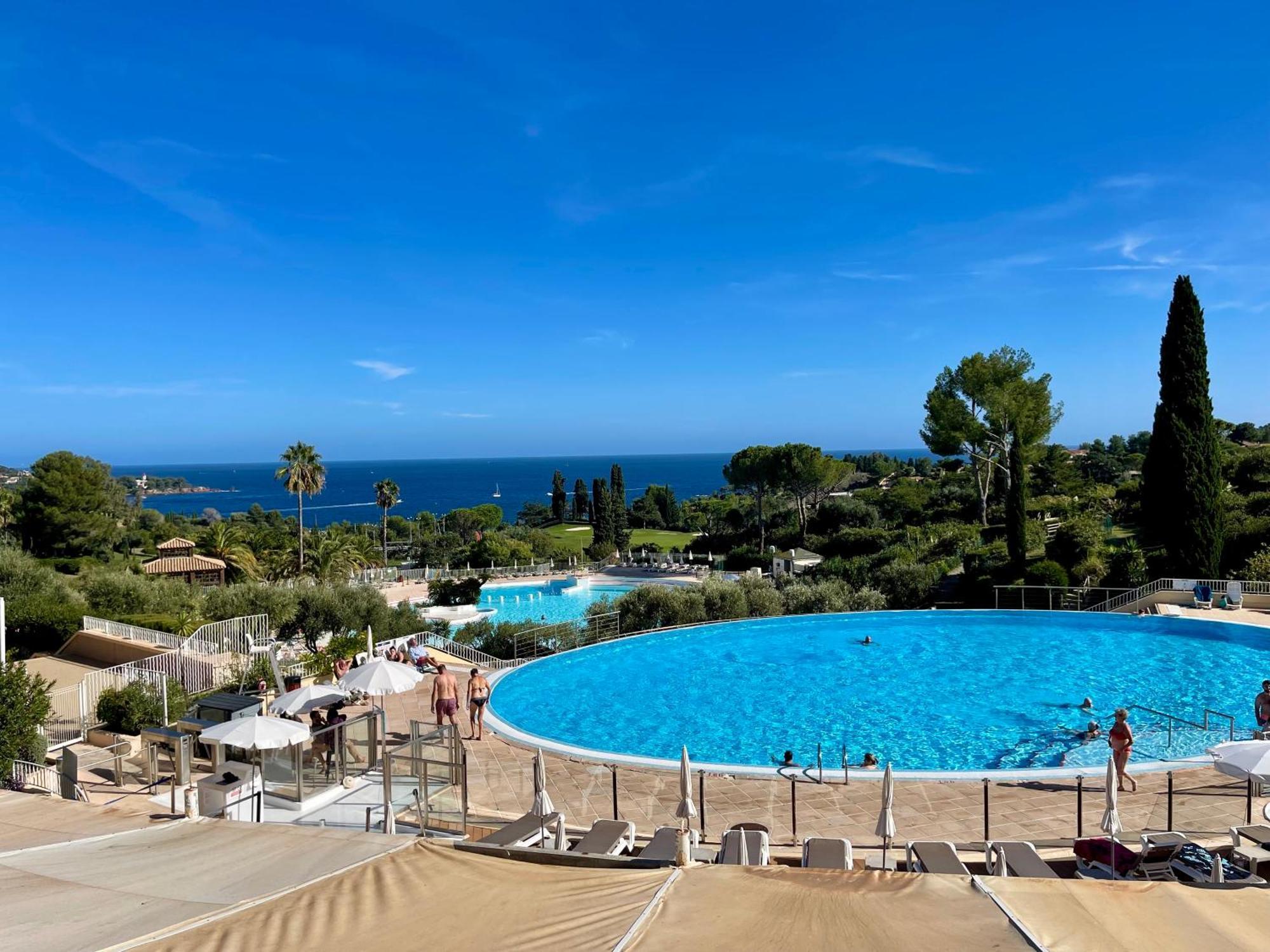 Village Cap Esterel, Piscine, Plage Saint-Raphaël Dış mekan fotoğraf